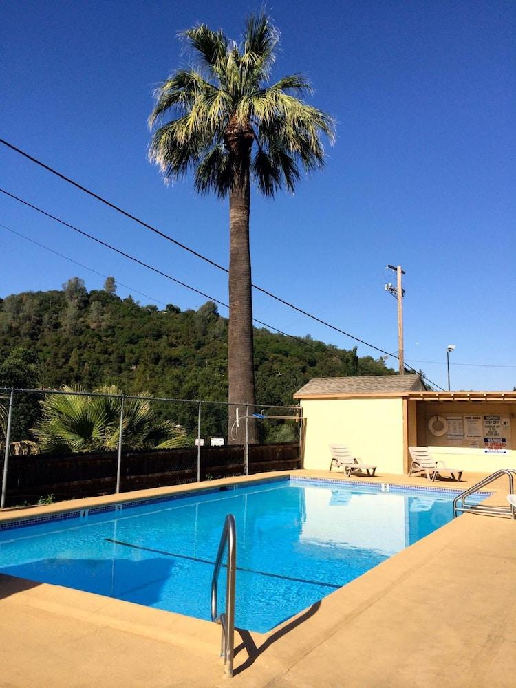 Miners Motel